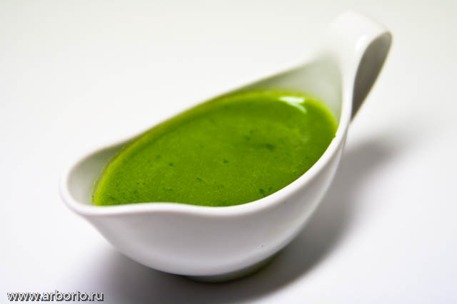 Канарский зеленый соус mojo verde. фото mojo verde Канарский зеленый соус mojo verde.