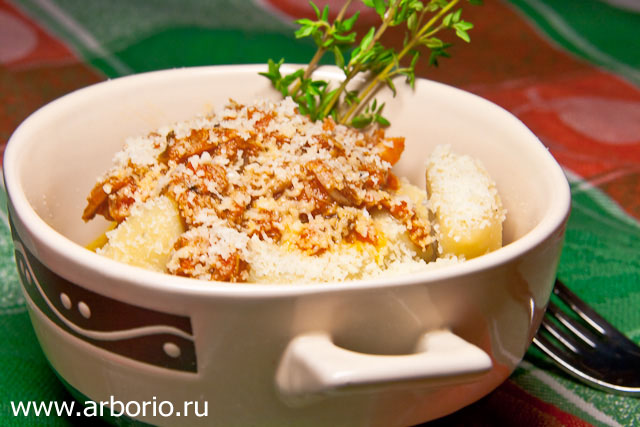 Ньокки с рагу из бычьего хвоста - фото