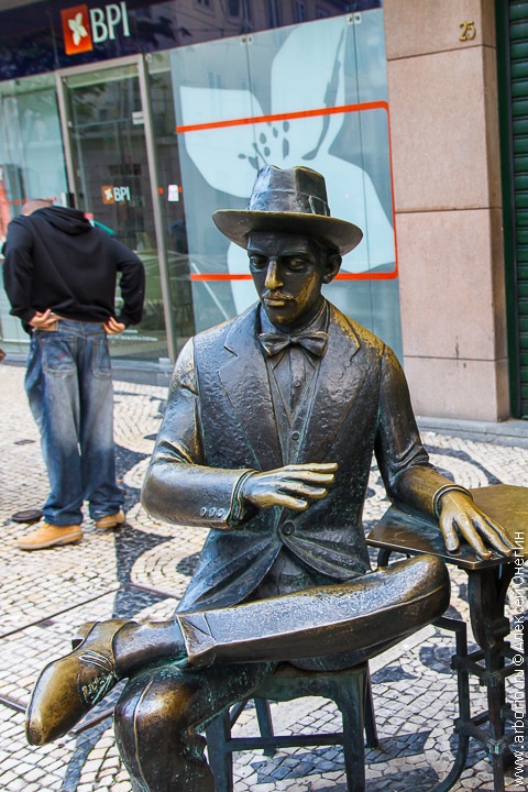 Фото к рецепту Кафе A Brasileira - Лиссабон, Португалия Кафе A Brasileira - Лиссабон, Португалия - фото