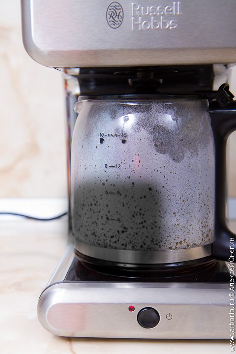 Фото к рецепту Кофеварка Russell Hobbs Illumina Кофеварка Russell Hobbs Illumina - фото