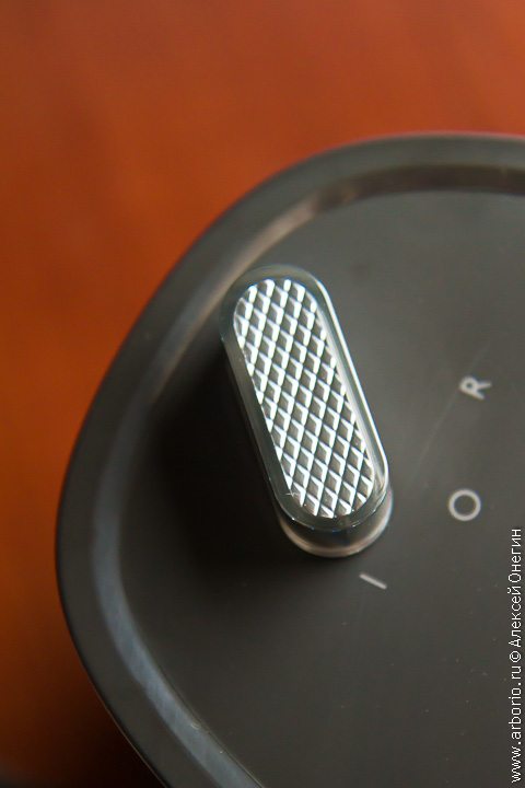 Фото к рецепту Мясорубка Philips HR2743 Мясорубка Philips HR2743 - фото